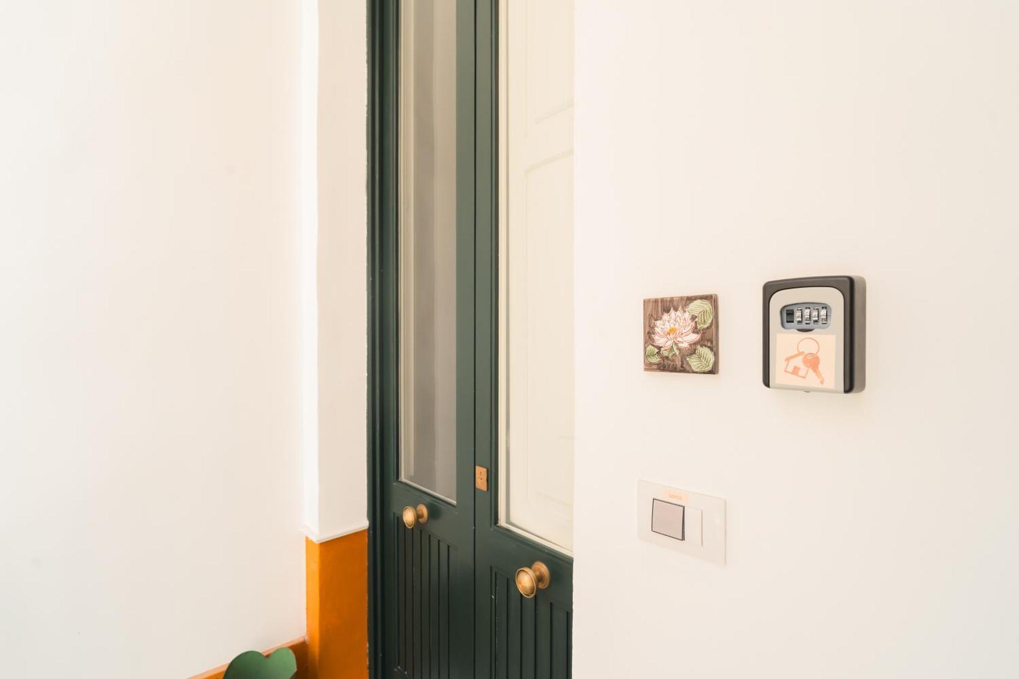 Lotus Apartment & Rooftop By Residence Colibri Lecce Exterior photo